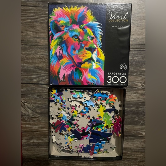 Buffalo Games - Majestic Lion - 300 Large Piece Jigsaw Puzzle - Picture 3 of 4